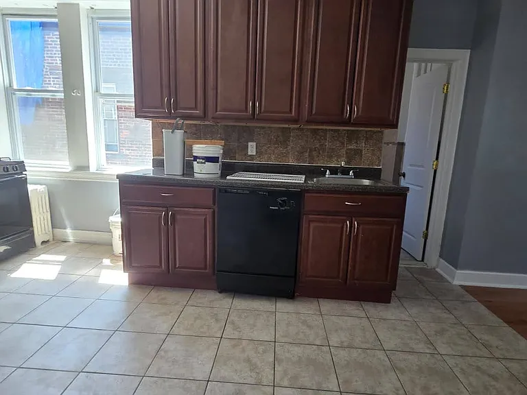 403 Avenue C #7A — Photo 2