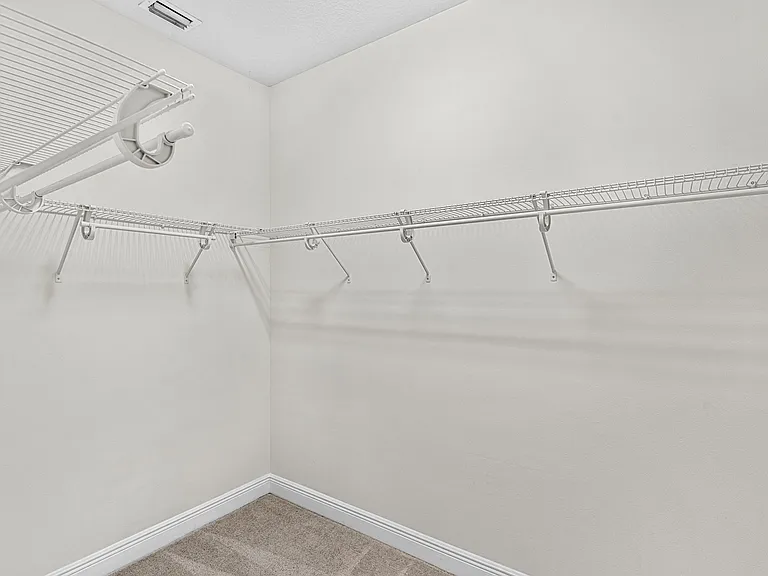 1011 Steven Patrick Ave — Photo 9