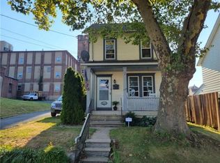856 2nd St, Whitehall, PA 18052