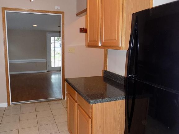 5th image of 1283 Curtis Ave