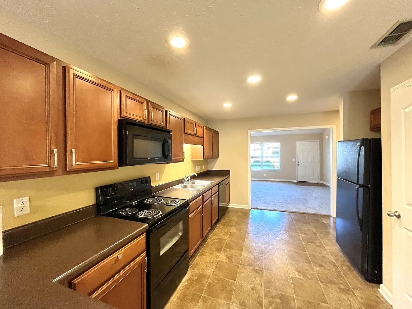 3323 Risen Star Dr. — Photo 4