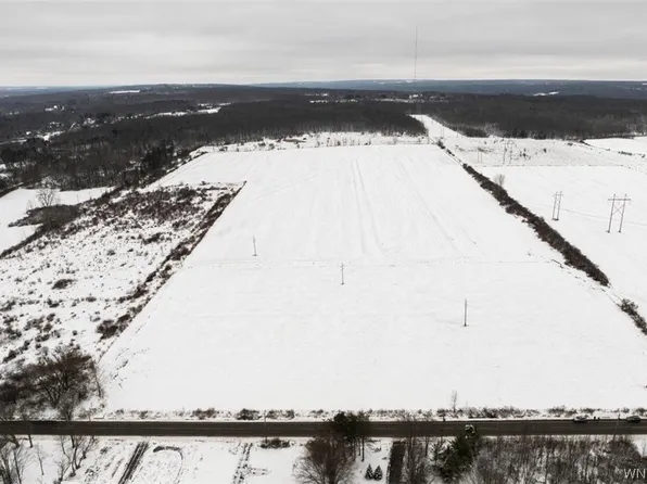 Centerline Rd #8, South Wales, NY 14139