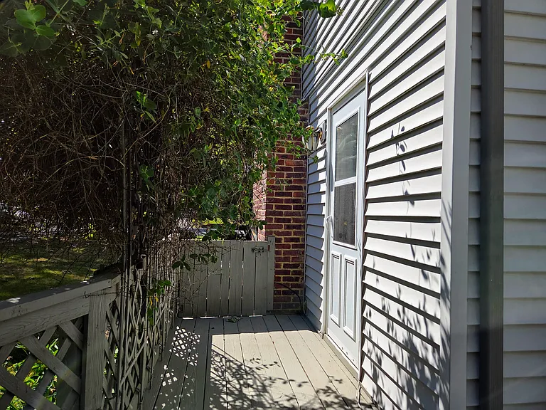 137 Passaic Ave — Photo 30