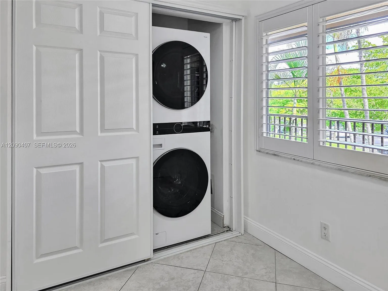 Cypress Bend Condominium — Photo 4