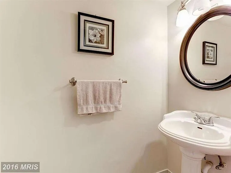 31 County Ct #186 — Photo 12
