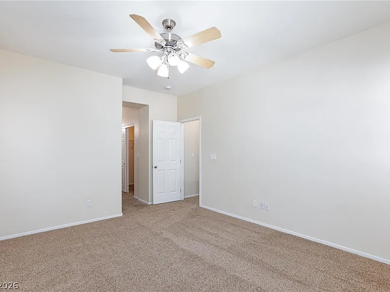 2598 Highland Cliff Dr — Photo 22