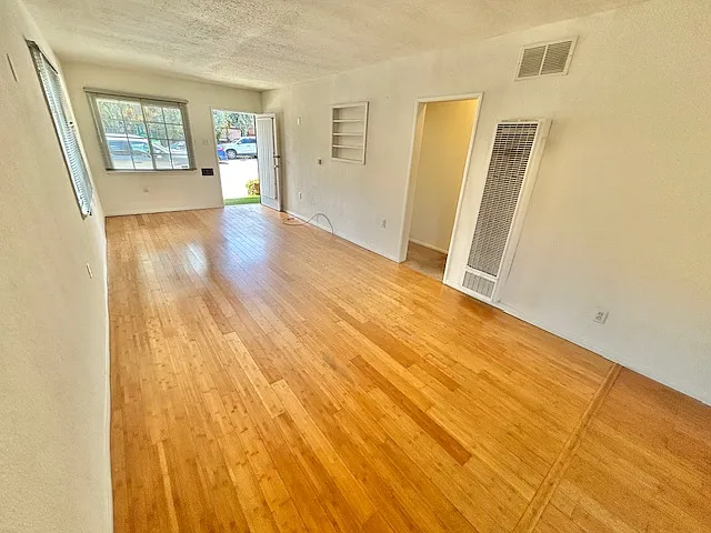 4209 Florida St — Photo 3