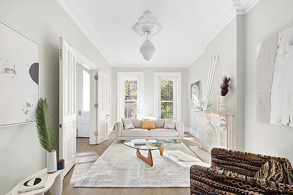 Sold by Compass | media 1