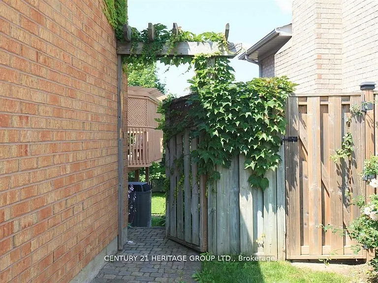 1001 Lockwood Cir — Photo 19