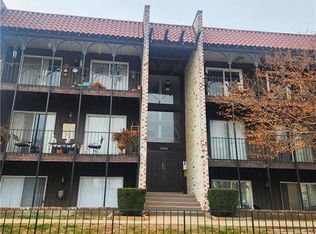 5020 Grand Ave APT B, Kansas City, MO 64112