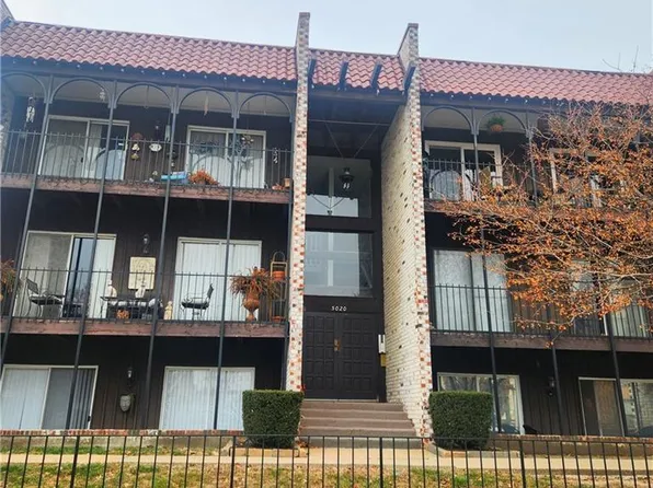 5020 Grand Ave APT B, Kansas City, MO 64112