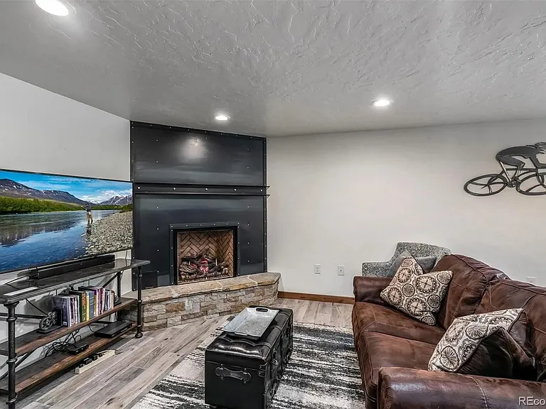 96 Climax Dr — Photo 5