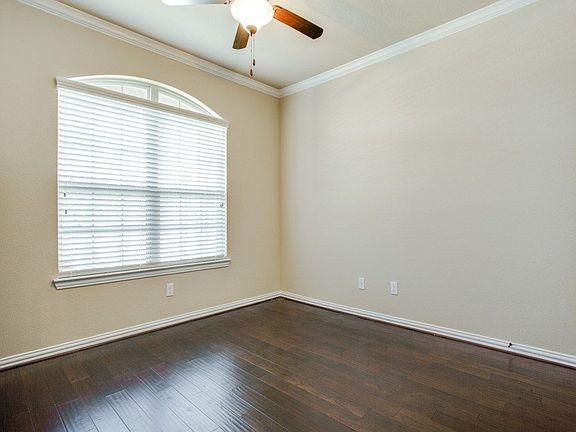 4th image of 9414 Crown Meadow Dr