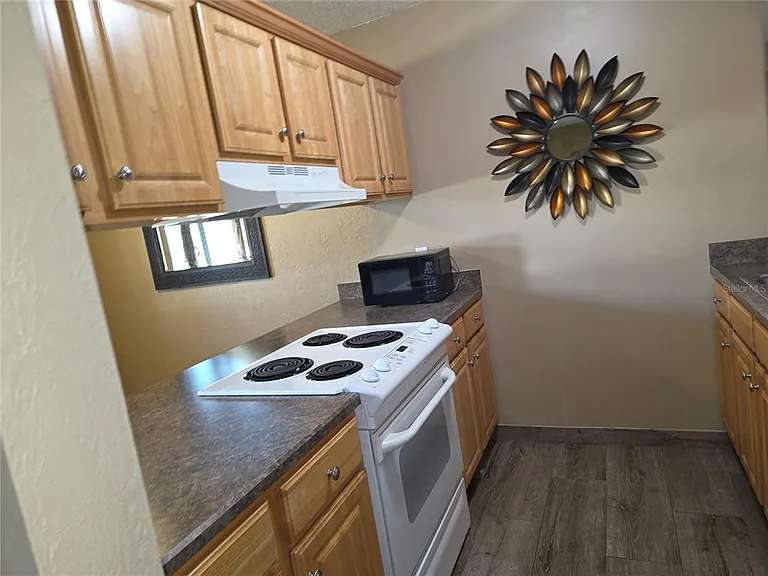400 Oakridge Blvd #60 — Photo 18