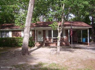 805 Elizabeth Ln, Beaufort, SC 29902