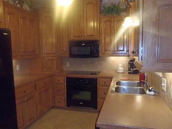 2nd image of 5004 Hidden Acres Dr