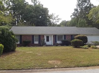 6 Eagle Ridge Ln, Greenville, SC 29615