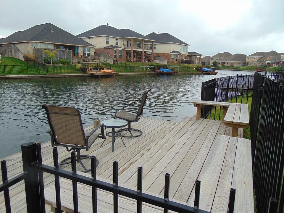 1st image of 3827 Varna Ct