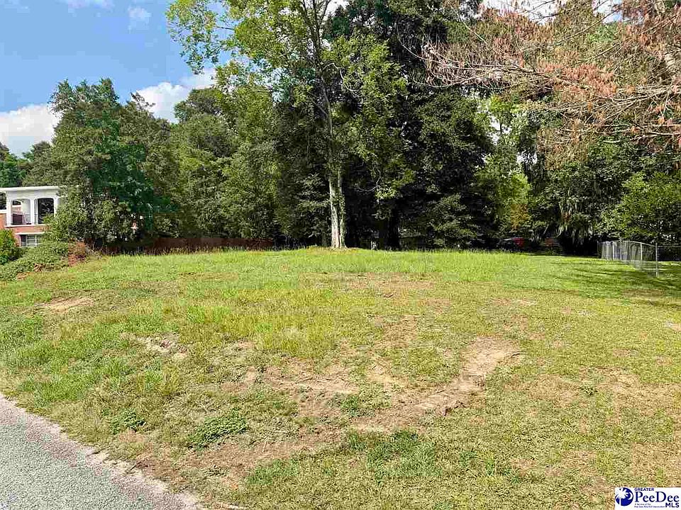 2nd image of Evangeline Dr