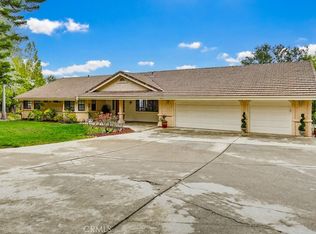 28572 Meadow Mesa Ln, Escondido, CA 92026