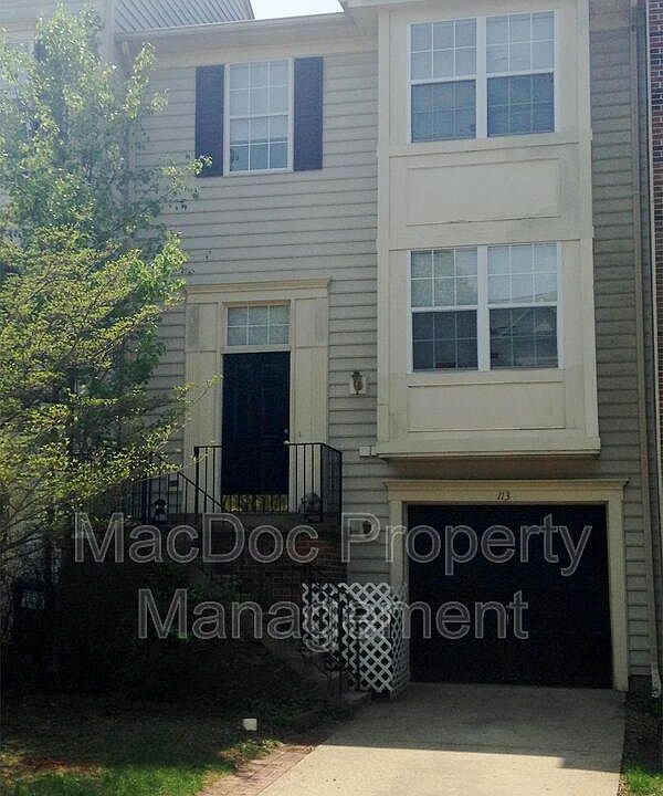 1st image of 113 Park Brook Ct