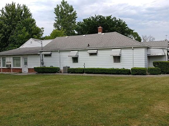 2nd image of 311 Curtis St