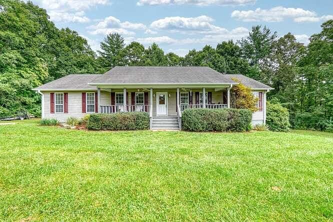 1st image of 490 Copperhead Rd