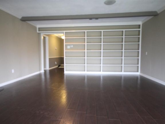 5th image of 3105 Stratford St