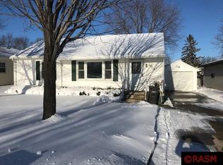481 Skaro St, Saint Peter, MN 56082