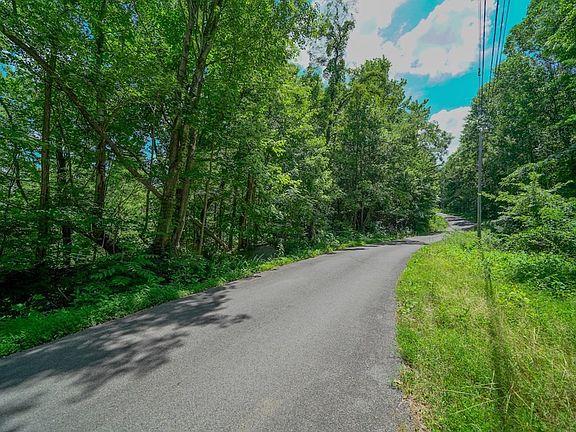 2nd image of 630 Cherry View Ln Lot 630