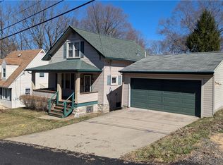 914 18th Ave, Beaver Falls, PA 15010