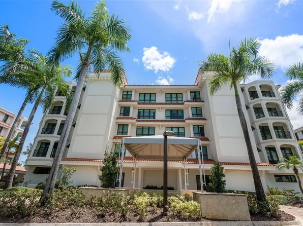 200 Coco Beach Blvd #501, Rio Grande, PR 00745