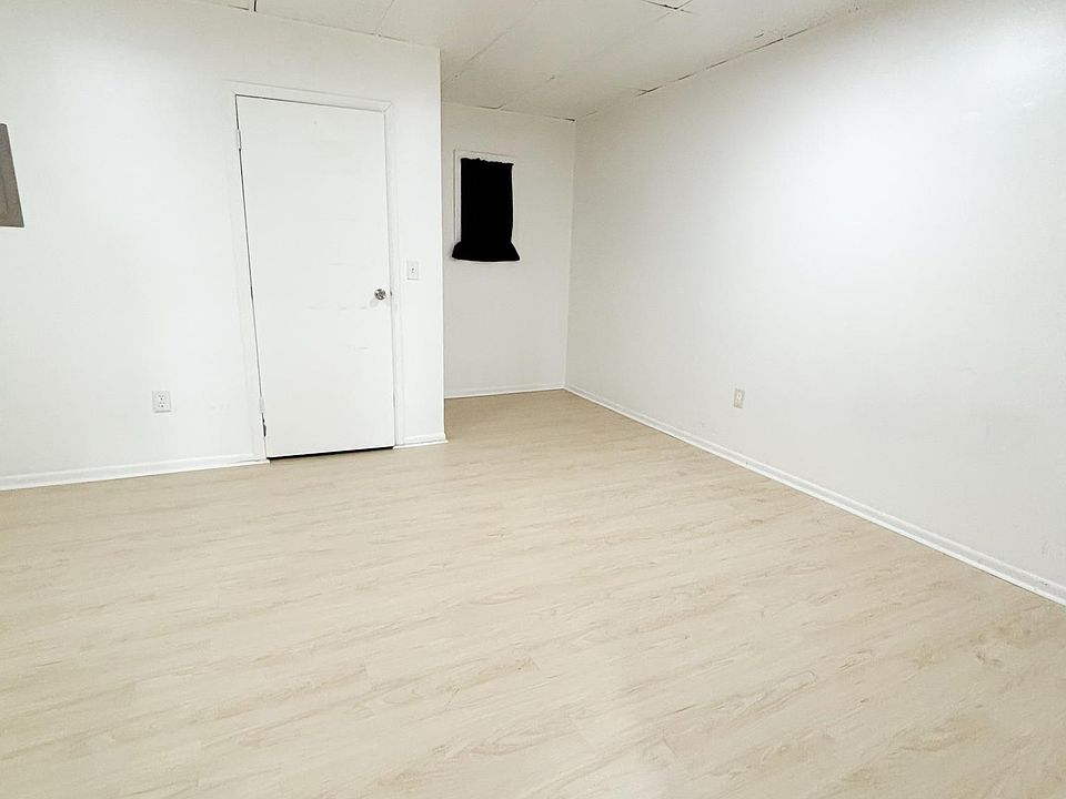 126128 Main St Franklin NJ Zillow