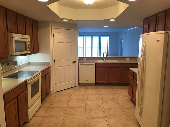 4th image of 5 Indian River Ave APT 706