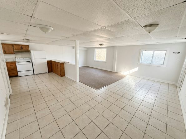 66 School St APT 4