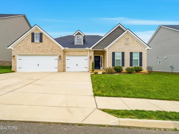 11055 Big Sky Ln, Knoxville, TN 37932