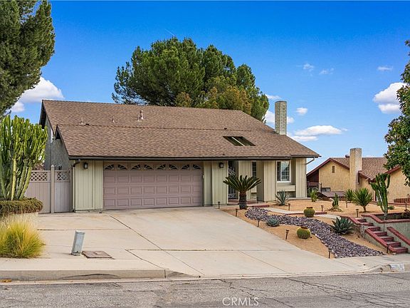 2nd image of 2923 Michelle Ln