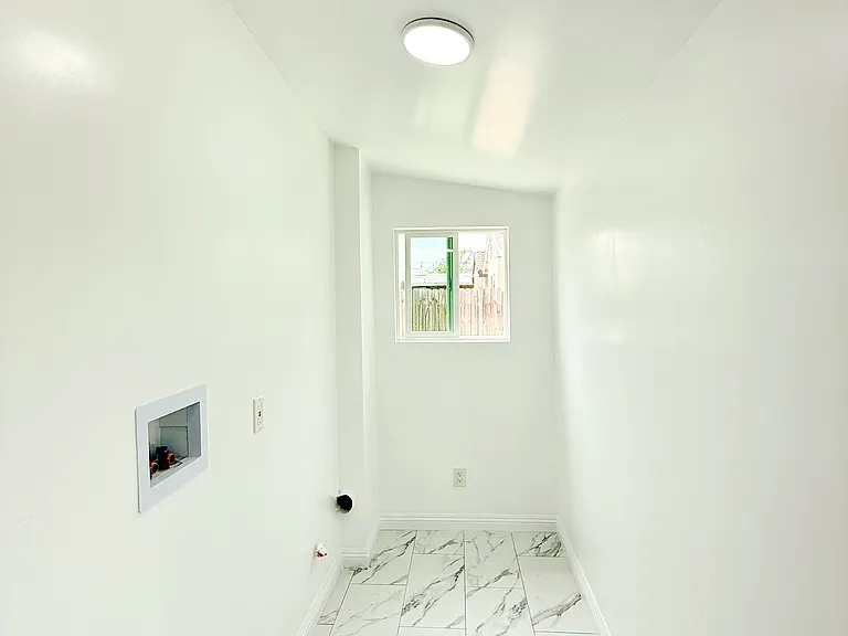 310 E Angeleno Ave #3 — Photo 3