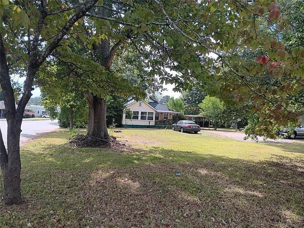 Building Photo - 406 Brookwood Dr