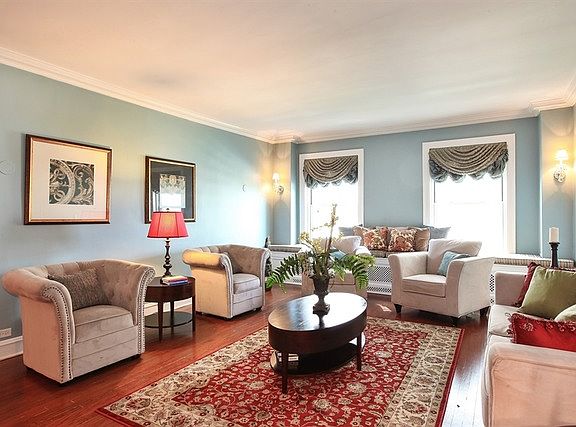 2nd image of 3534 N Lake Shore Dr APT 7C
