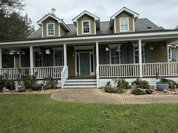 127 Holly Ln,