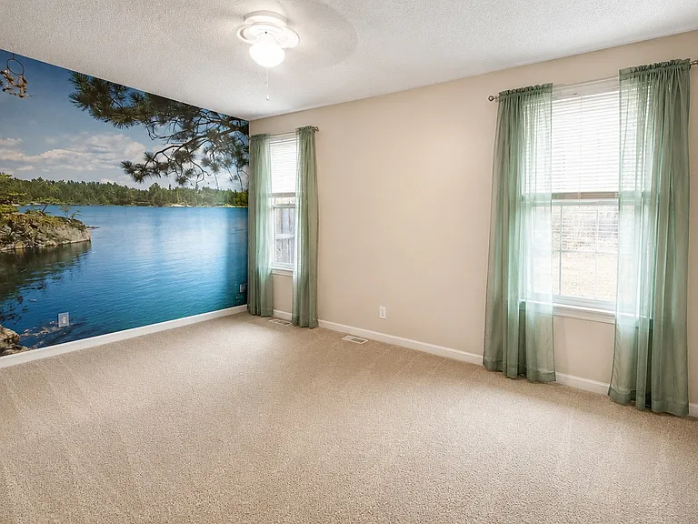 128 Robin Hood Rd — Photo 12