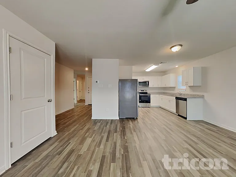 15672 Del Norte Dr — Photo 3