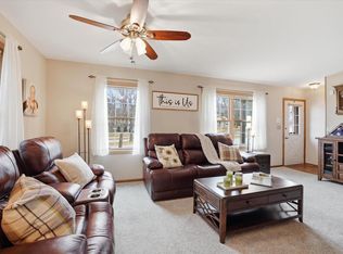 Rolling Ridge Condominiums, Hartland, WI 53029