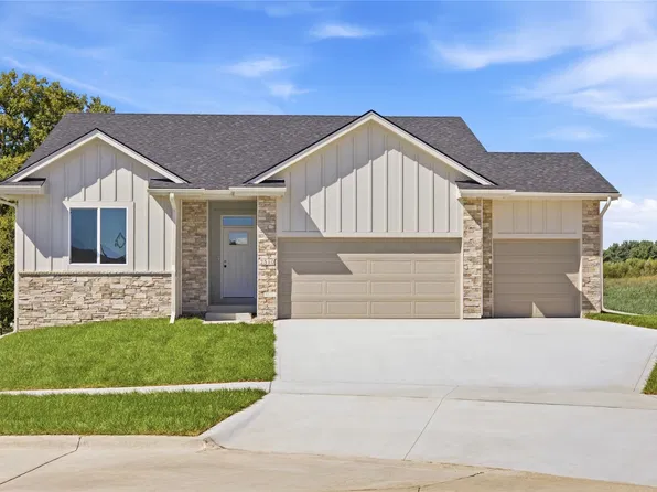 2510 Caltrava Ct, Adel, IA 50003