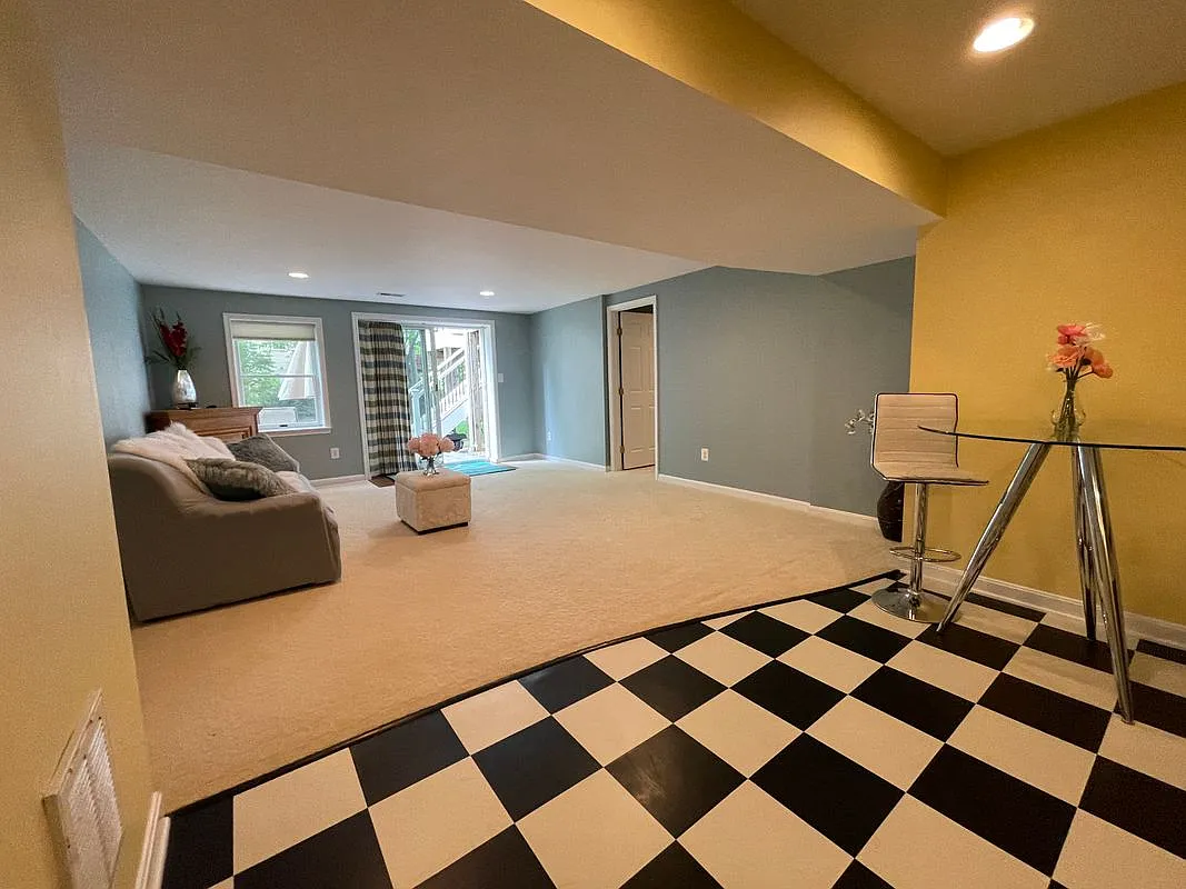 1 bed, 1.0 bath, 700 sqft, $1,800 — Photo 4