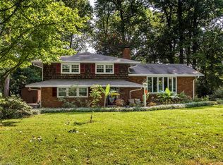 2202 Lynwood Dr, Greensboro, NC 27406