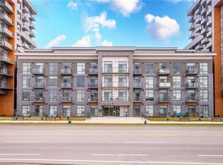460 Dundas St E #1213, Hamilton, ON