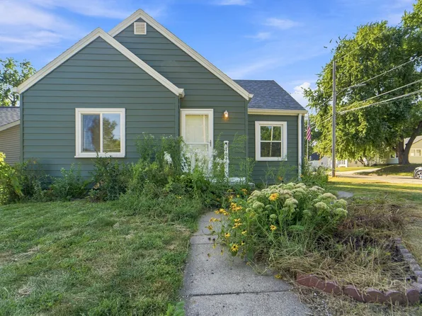 1348 57th St, Des Moines, IA 50311
