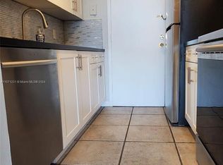 2350 NE 135th St APT 1110, North Miami, FL 33181